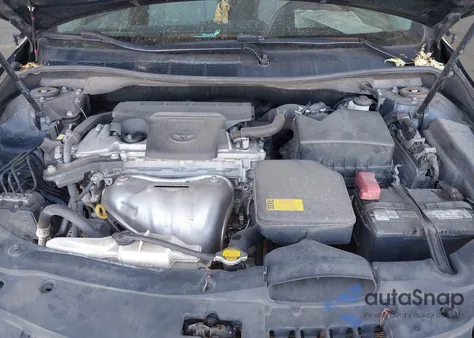 2015 Toyota Camry Le z USA, uszkodzony, nr VIN 4T1BF1FK9FU025529